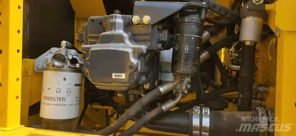 Komatsu pc200-8 Escavatori cingolati