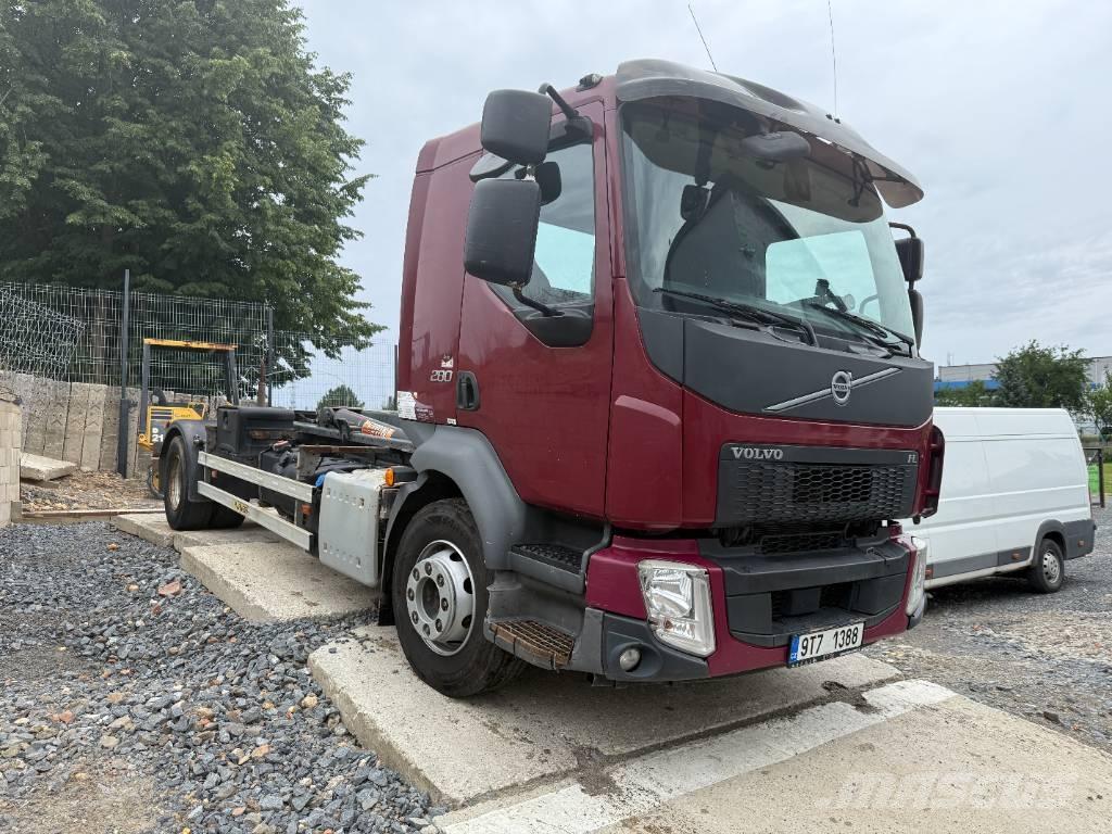 Volvo FL 280 Camion con gancio di sollevamento