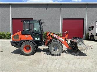 Kubota R065W Pale gommate