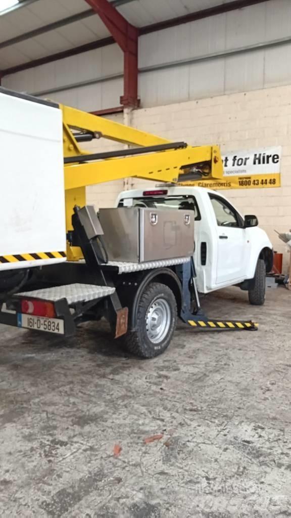 VERSALIFT LAT 135 Piattaforme autocarrate