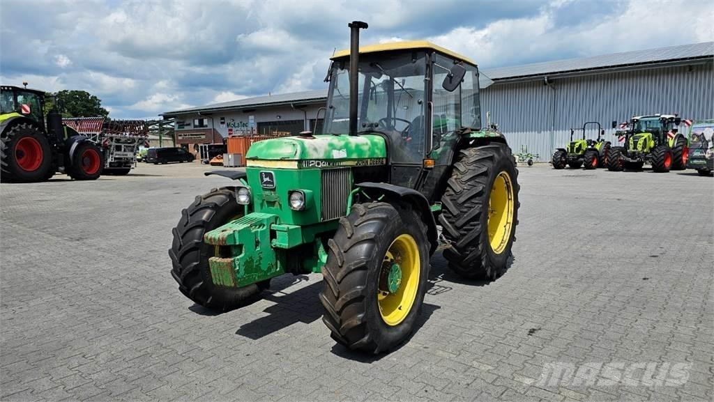 John Deere 2040A Trattori