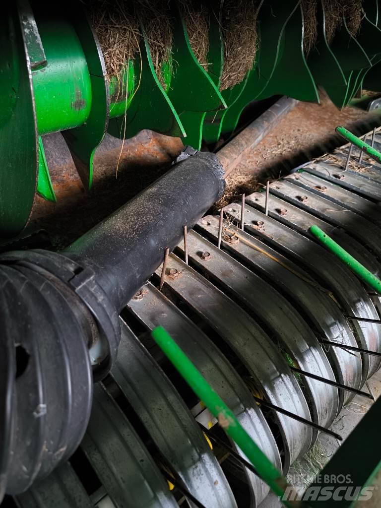 John Deere V461M Rotopresse