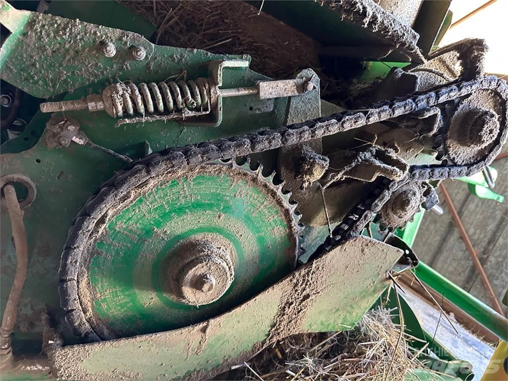 John Deere V461M Rotopresse