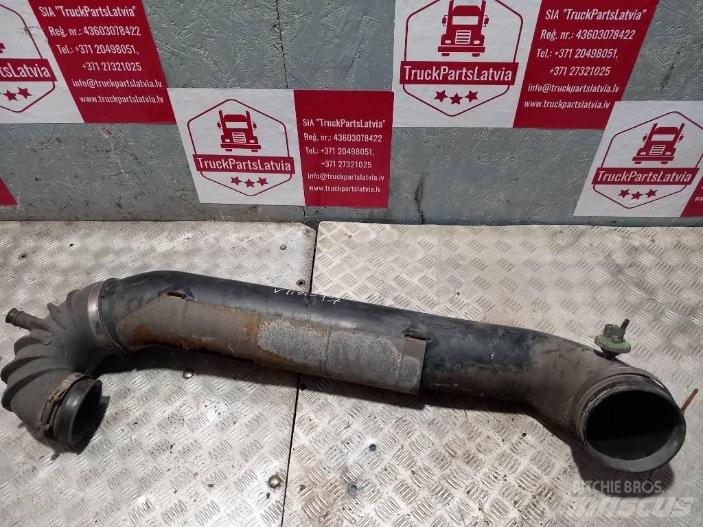 Volvo FH 12  1675536 Cabine e interni