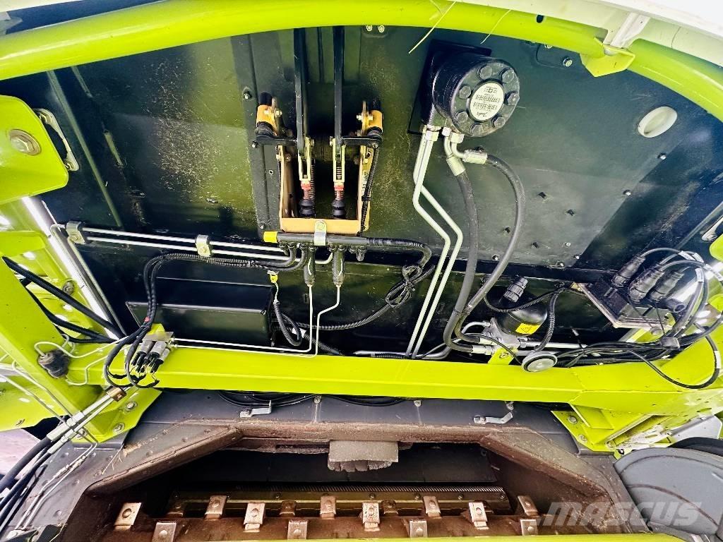 CLAAS Lexion 670 Mietitrebbiatrici