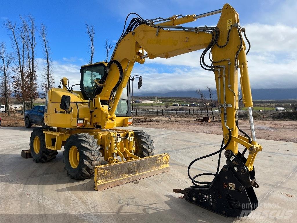 Komatsu PW 98 MR-8 Escavatori gommati