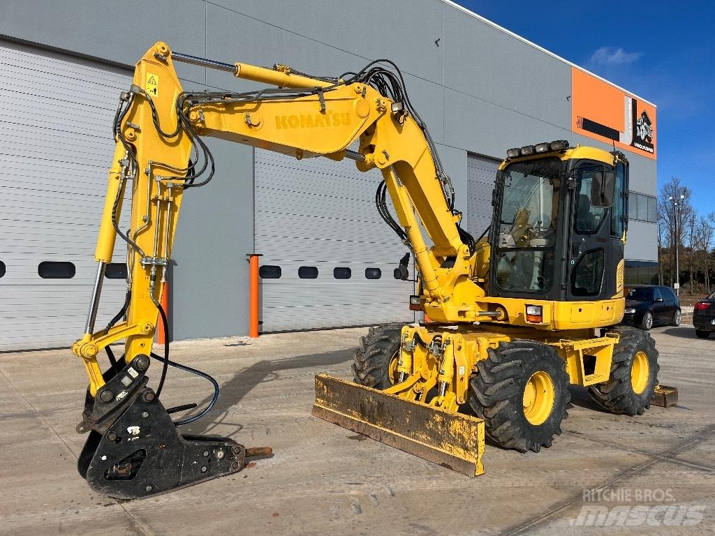 Komatsu PW 98 MR-8 Escavatori gommati