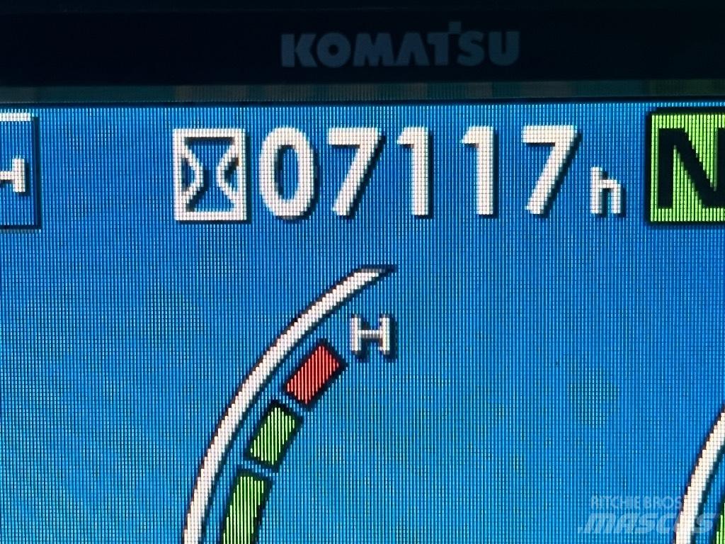 Komatsu PW 98 MR-8 Escavatori gommati