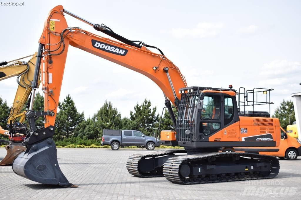 Doosan DX 225 LC-5 Escavatori cingolati