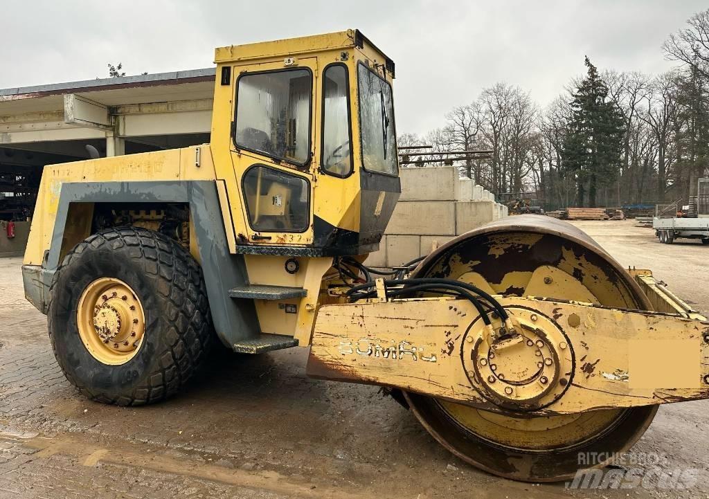 Bomag BW 213 D Rulli monotamburo