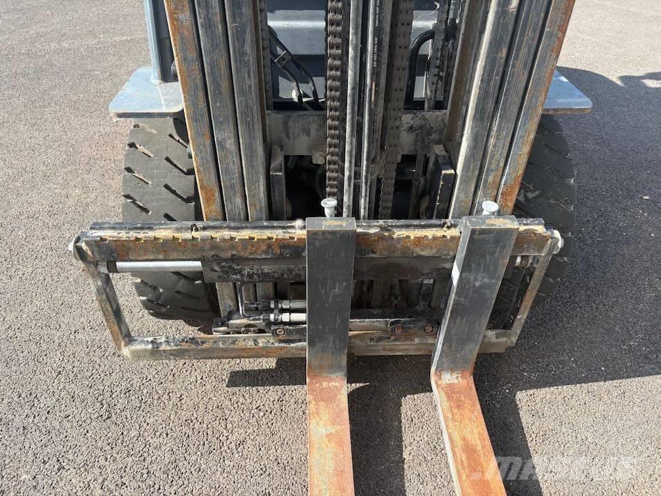 Toyota 8 FDF 25 Carrelli elevatori diesel