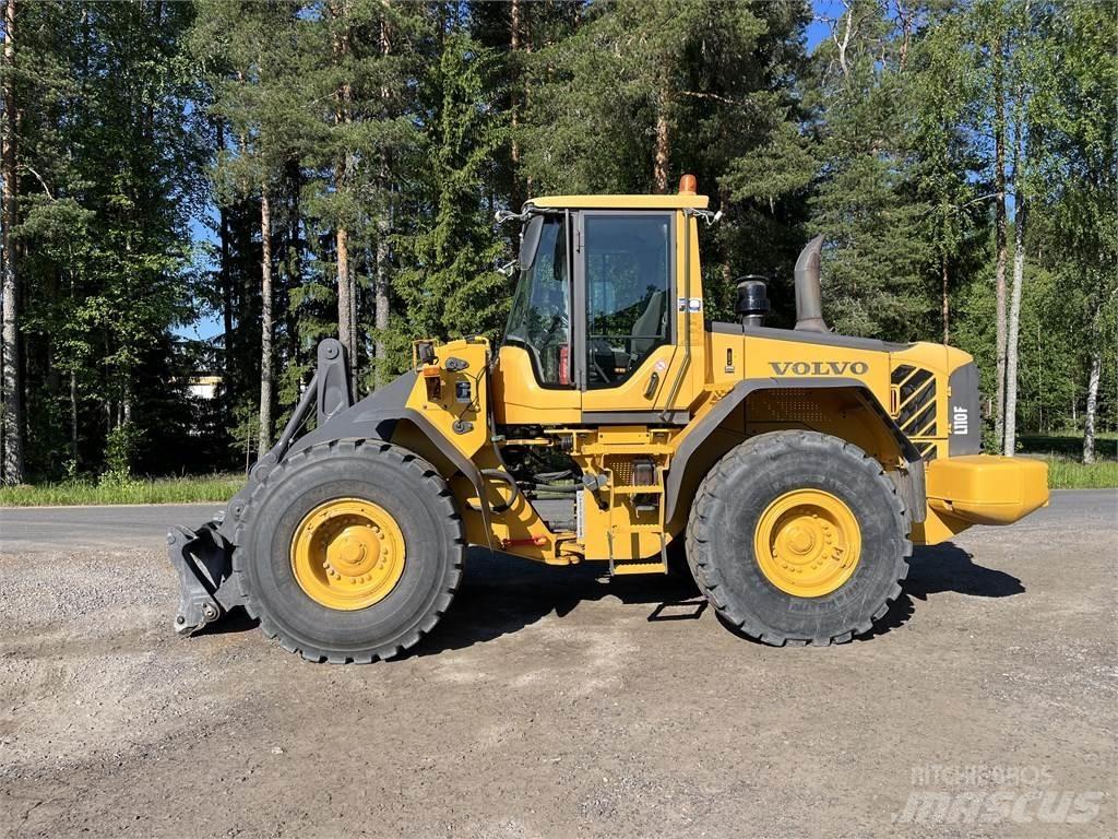 Volvo L 110 F Pale gommate