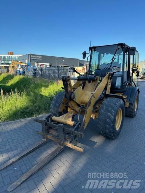 CAT 908 H Pale gommate