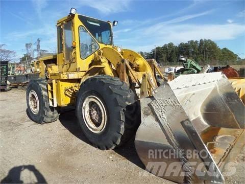 CAT 966 C Pale gommate