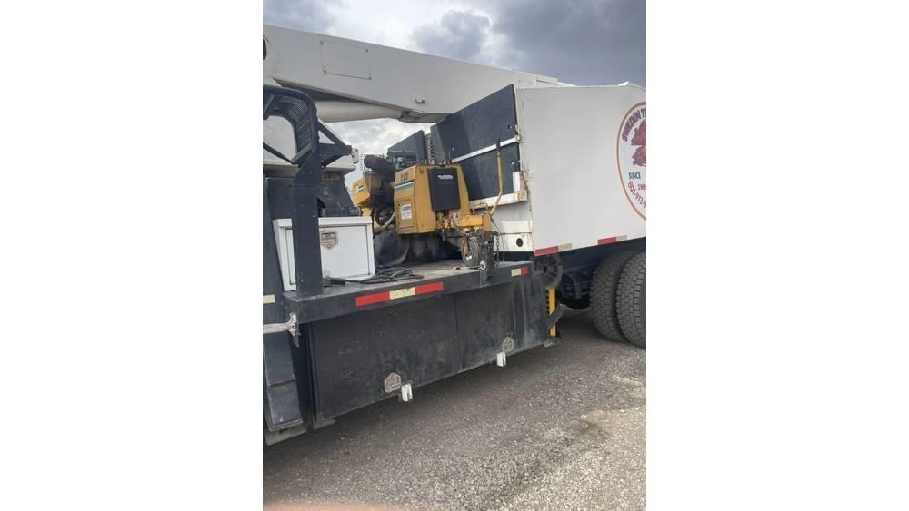 Ford F 7000 Piattaforme autocarrate