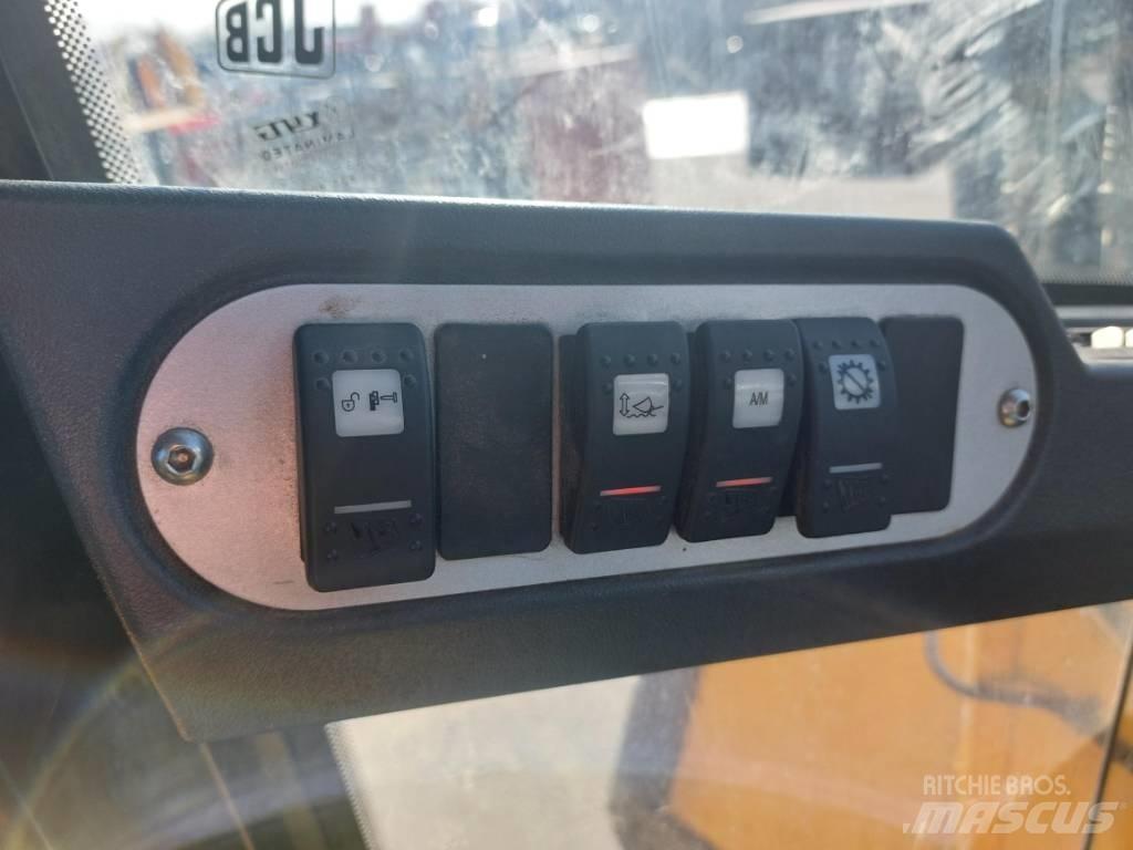 JCB 434S Pale gommate