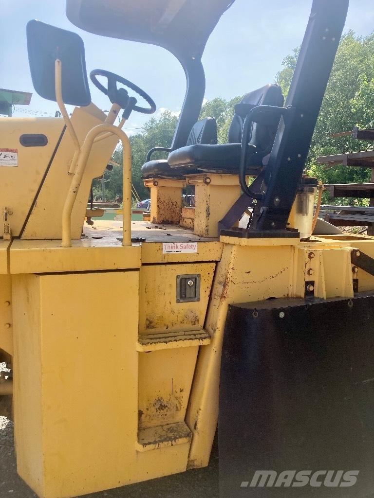 Sakai GW 750-2 Finitrici