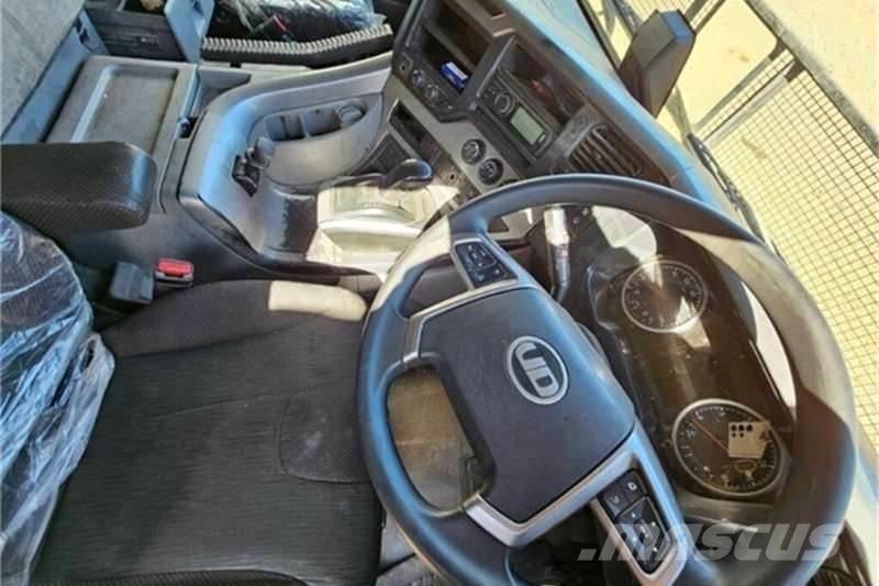 UD TRUCKS QUON Camion altro