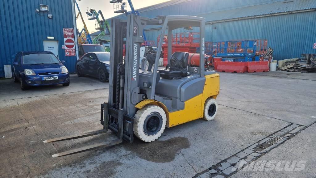 Jungheinrich TFG 425 Carrelli elevatori GPL