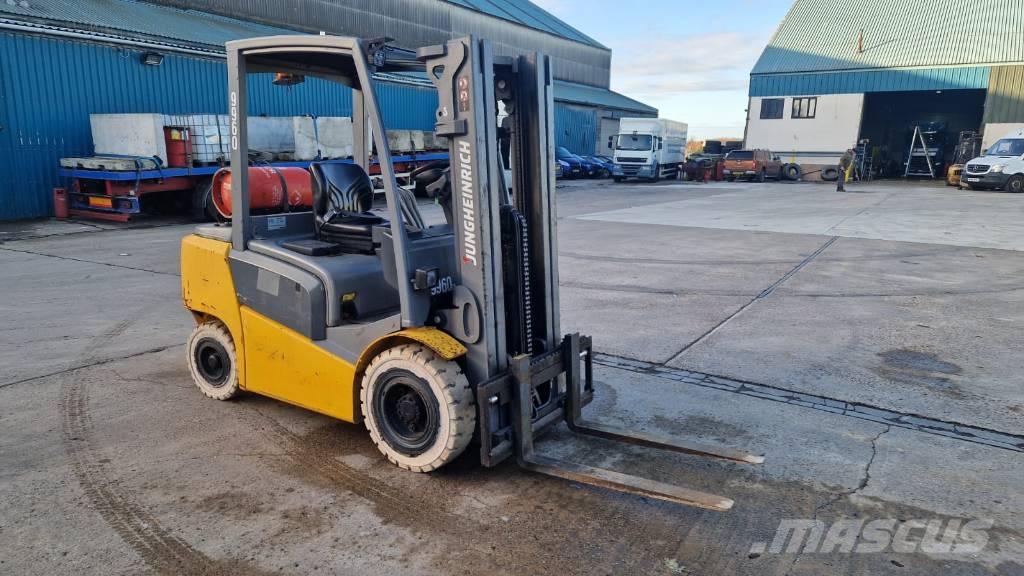 Jungheinrich TFG 425 Carrelli elevatori GPL