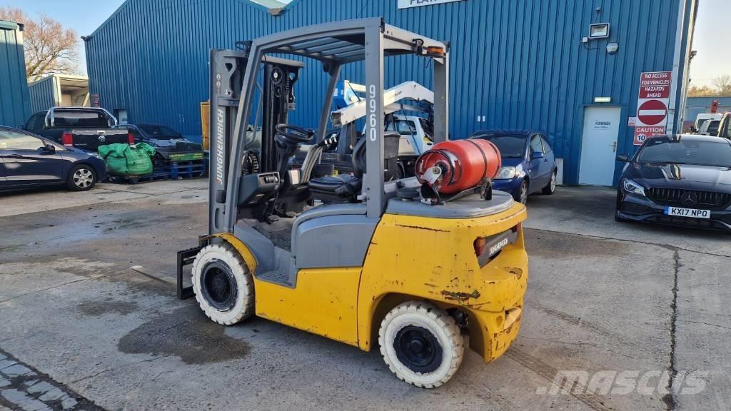 Jungheinrich TFG 425 Carrelli elevatori GPL