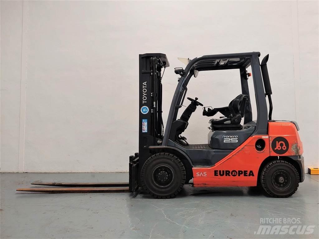 Toyota 02 8FDF25 Carrelli elevatori diesel