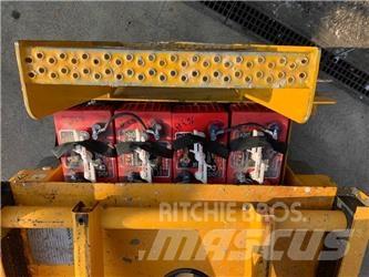 Haulotte Compact 10 Piattaforme a pantografo