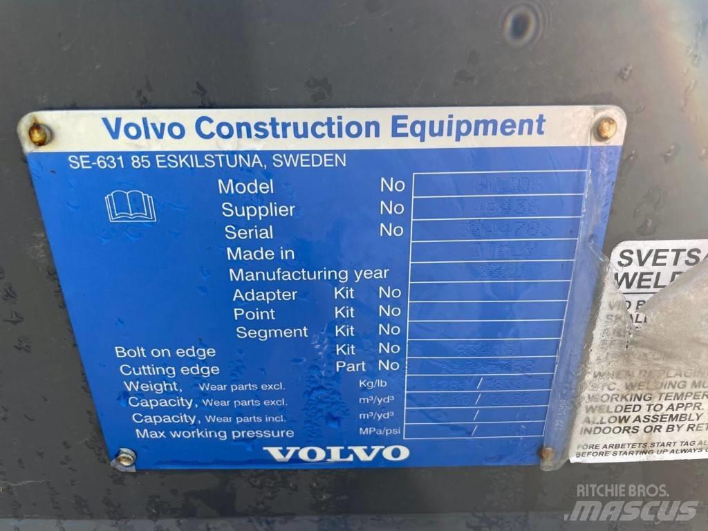 Volvo L 110 H Bucket Benne