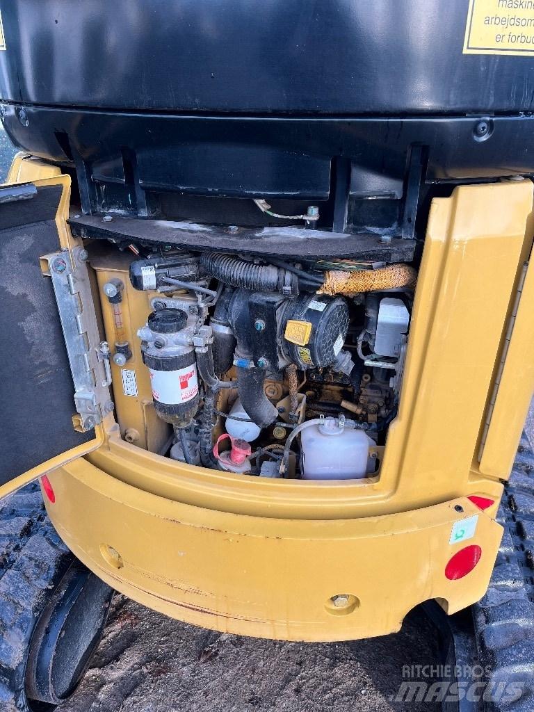 CAT 302 Miniescavatori