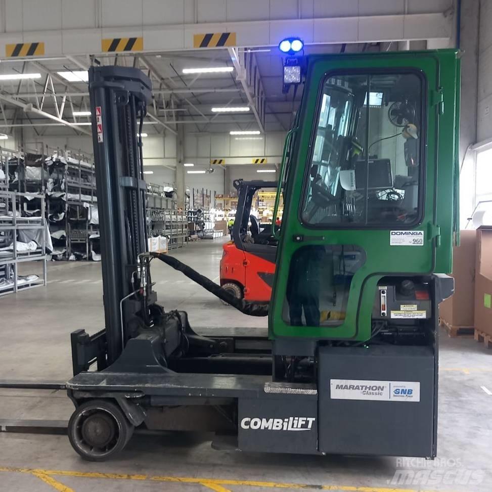 Combilift C 4000 E Carrello elevatore retrattile a 4 vie