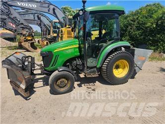 John Deere 3720 Trattori