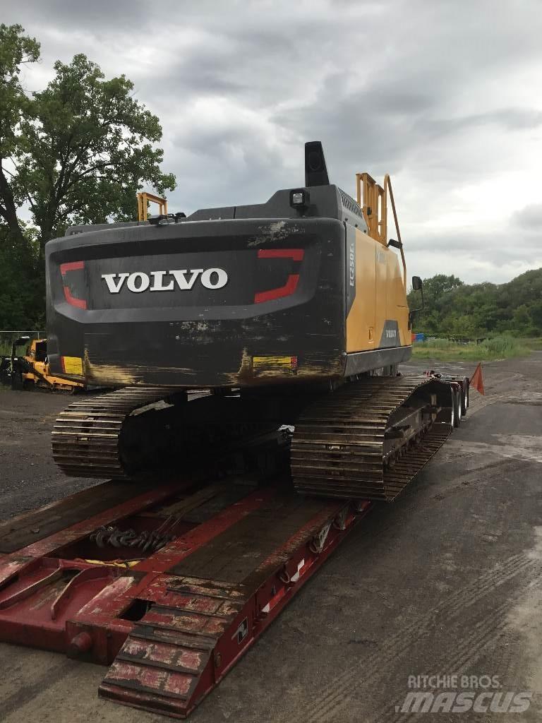 Volvo ec250el Escavatori cingolati