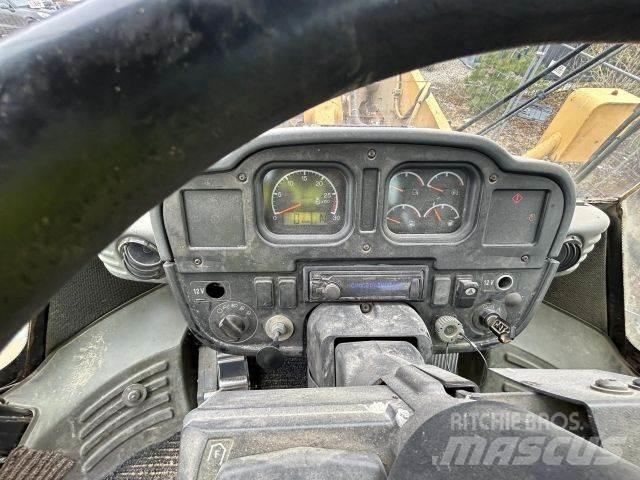 CAT 962H Pale gommate