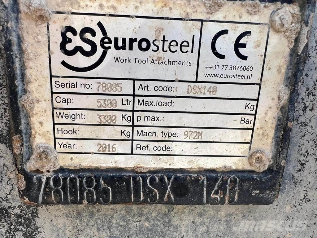 CAT 972M XE Pale gommate