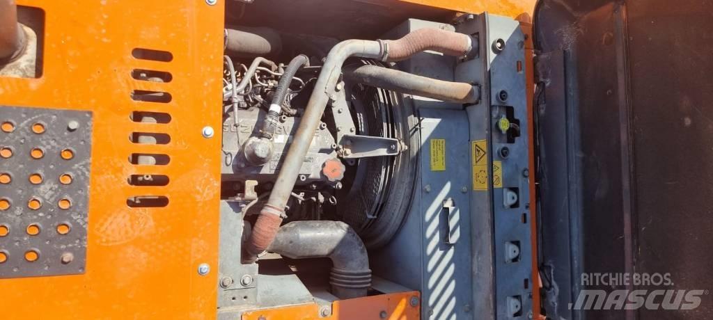 Hitachi ZX 210 LC-3 Escavatori cingolati