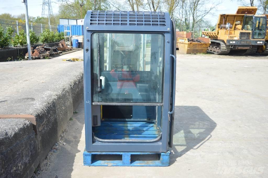 Hanix H 22 cab Miniescavatori