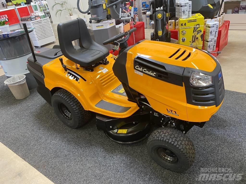 Cub Cadet LT1 NR92 Trattorini tagliaerba