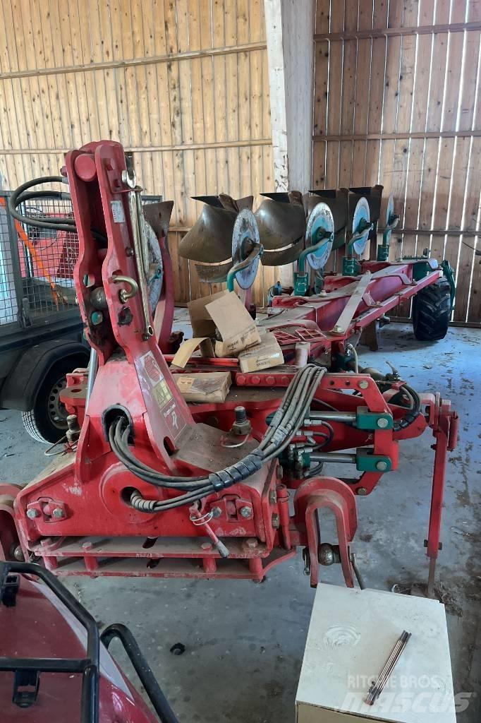 Kverneland EG85 Aratri reversibili
