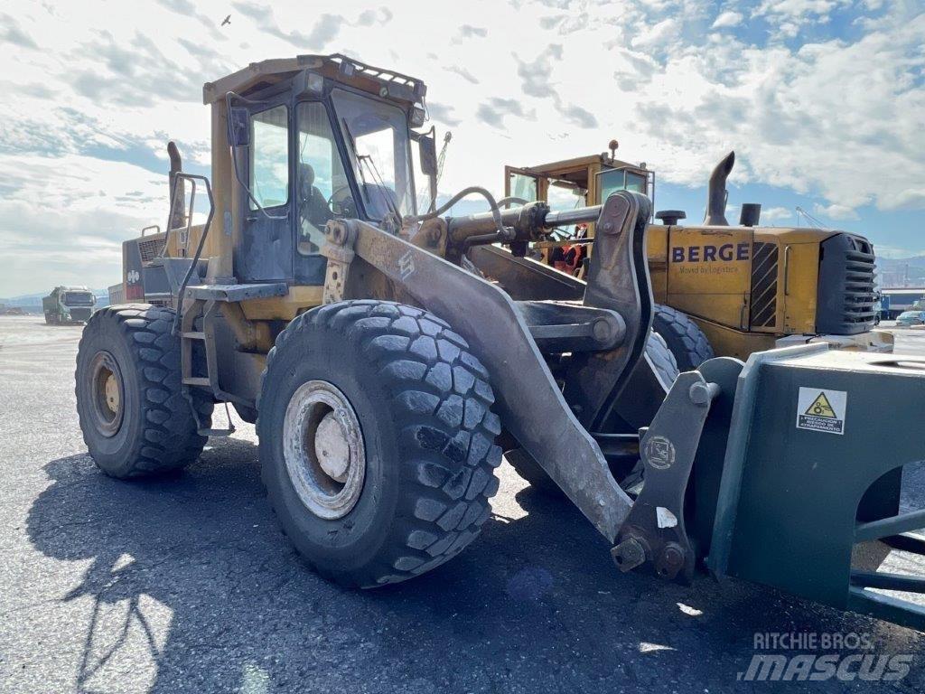 Komatsu WA 470-1 Pale gommate