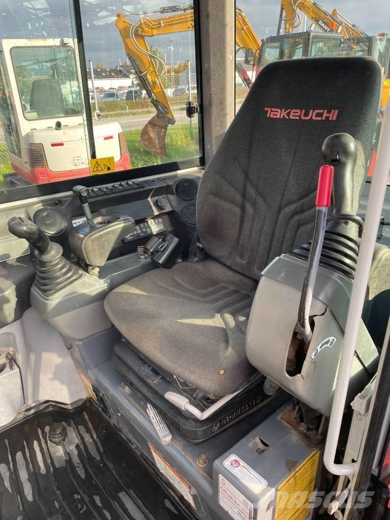 Takeuchi TB 230 Miniescavatori