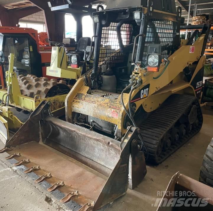 CAT 257B Mini Pale Gommate