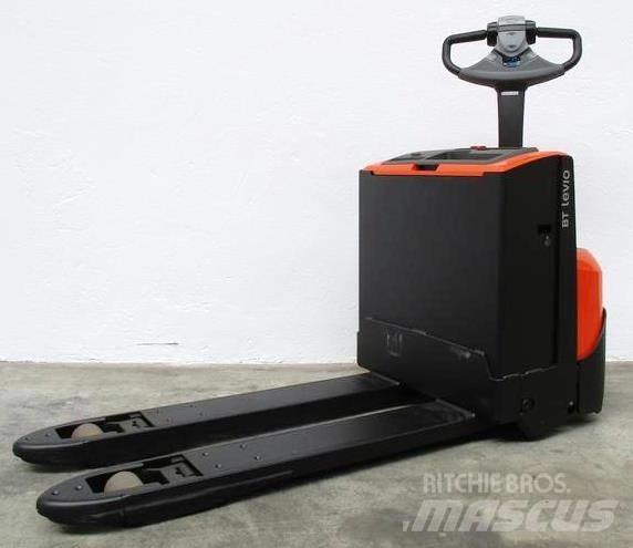 BT LWE 200 Transpallet manuale