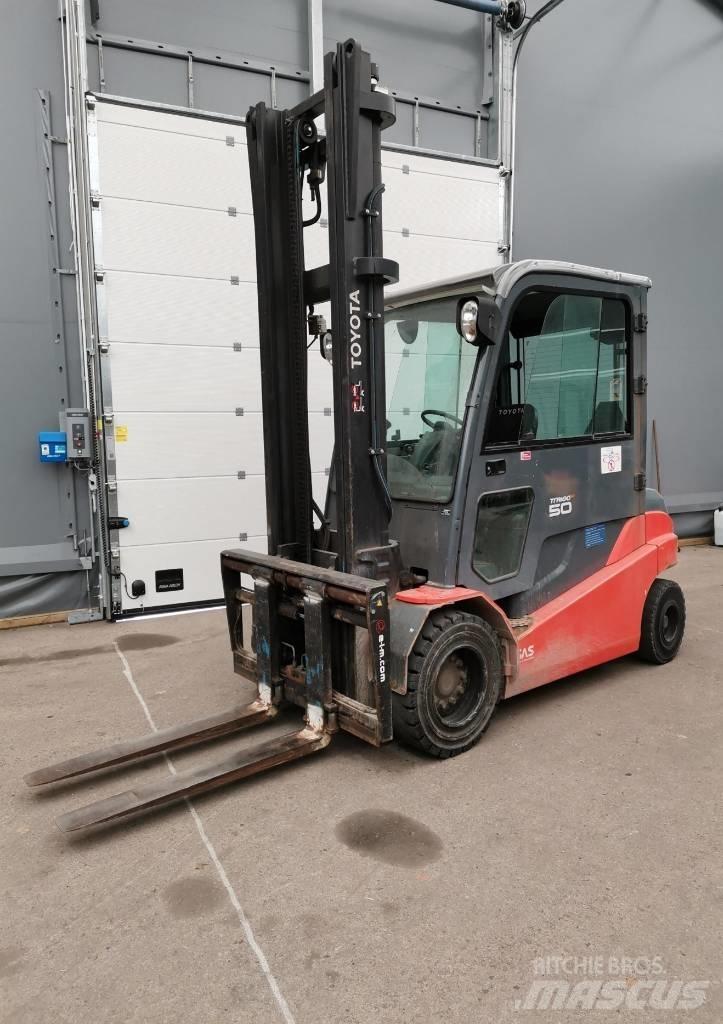 Toyota 8FBMT50 Carrelli elevatori elettrici