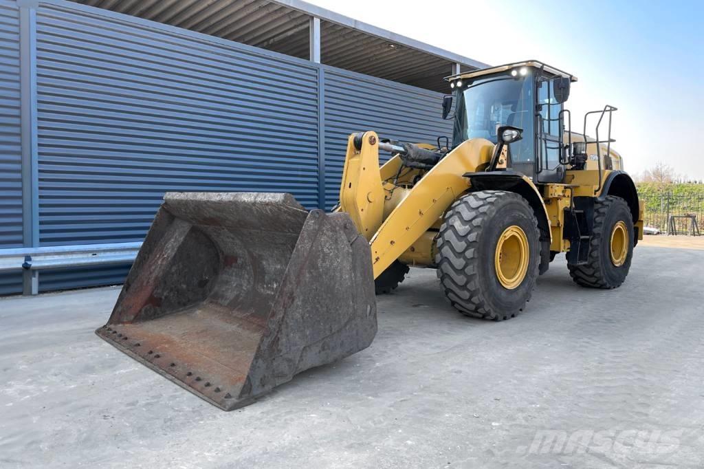 CAT 950M Pale gommate