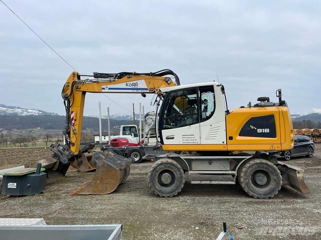 Liebherr A 916 Escavatori gommati