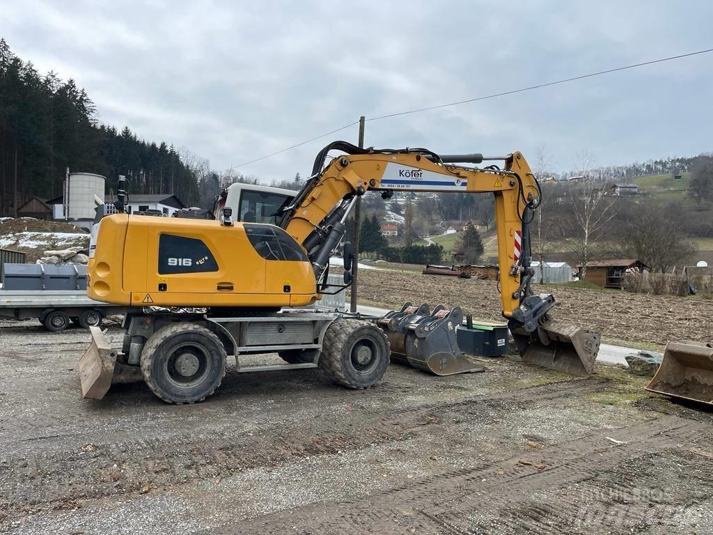 Liebherr A 916 Escavatori gommati