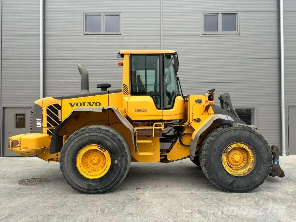 Volvo L 110 F Pale gommate