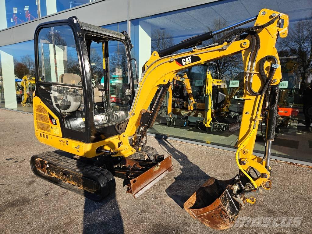 CAT 301.7 D Miniescavatori