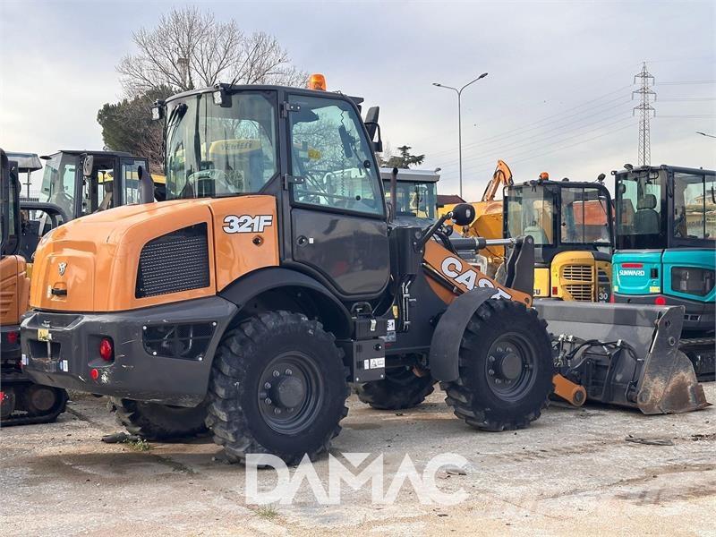 CASE 321F Pale gommate