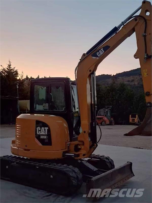 CAT 305CCR Miniescavatori